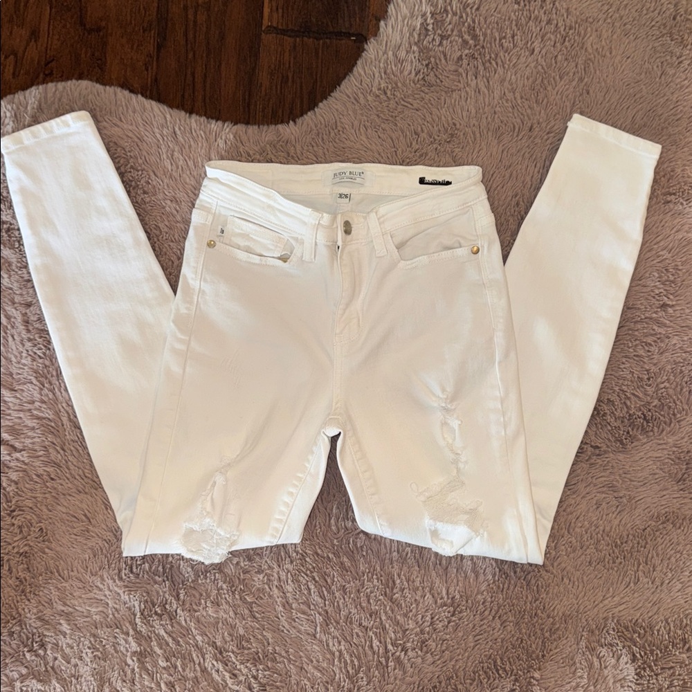 Judy Blue Women's White Distressed Denim Skinny Jeans Skinny Fit size 3 / 26 - Picture 1 of 16